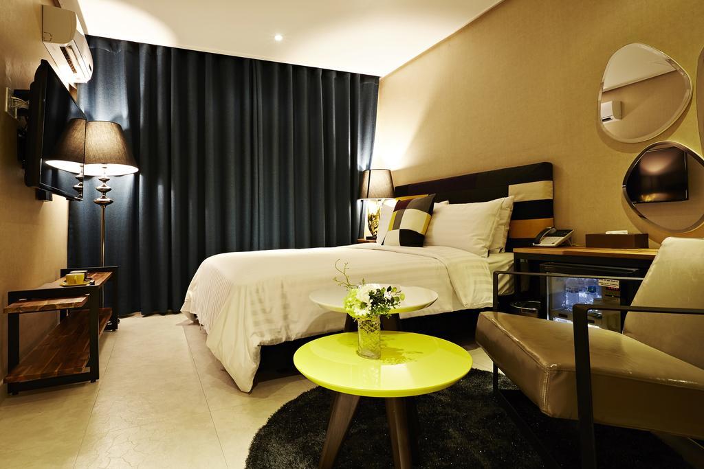 Hotel Namoo Cheong-Ju تشونغجو الغرفة الصورة